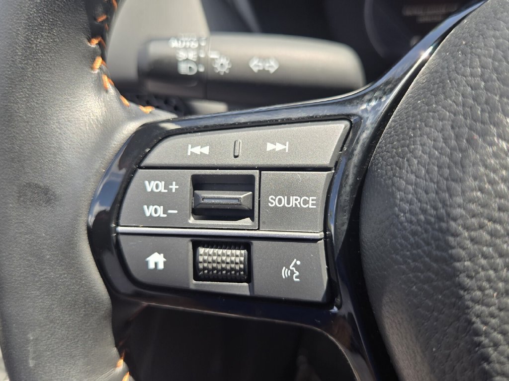 Certified 2025 Honda HR-V Sport image 24