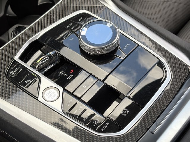 Used 2026 BMW X6 M60i AWD/4WD image 32
