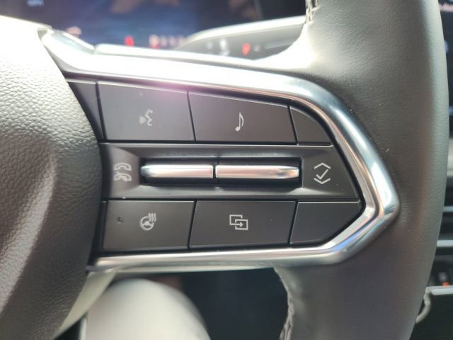 Used 2024 Chevrolet Traverse LS image 32