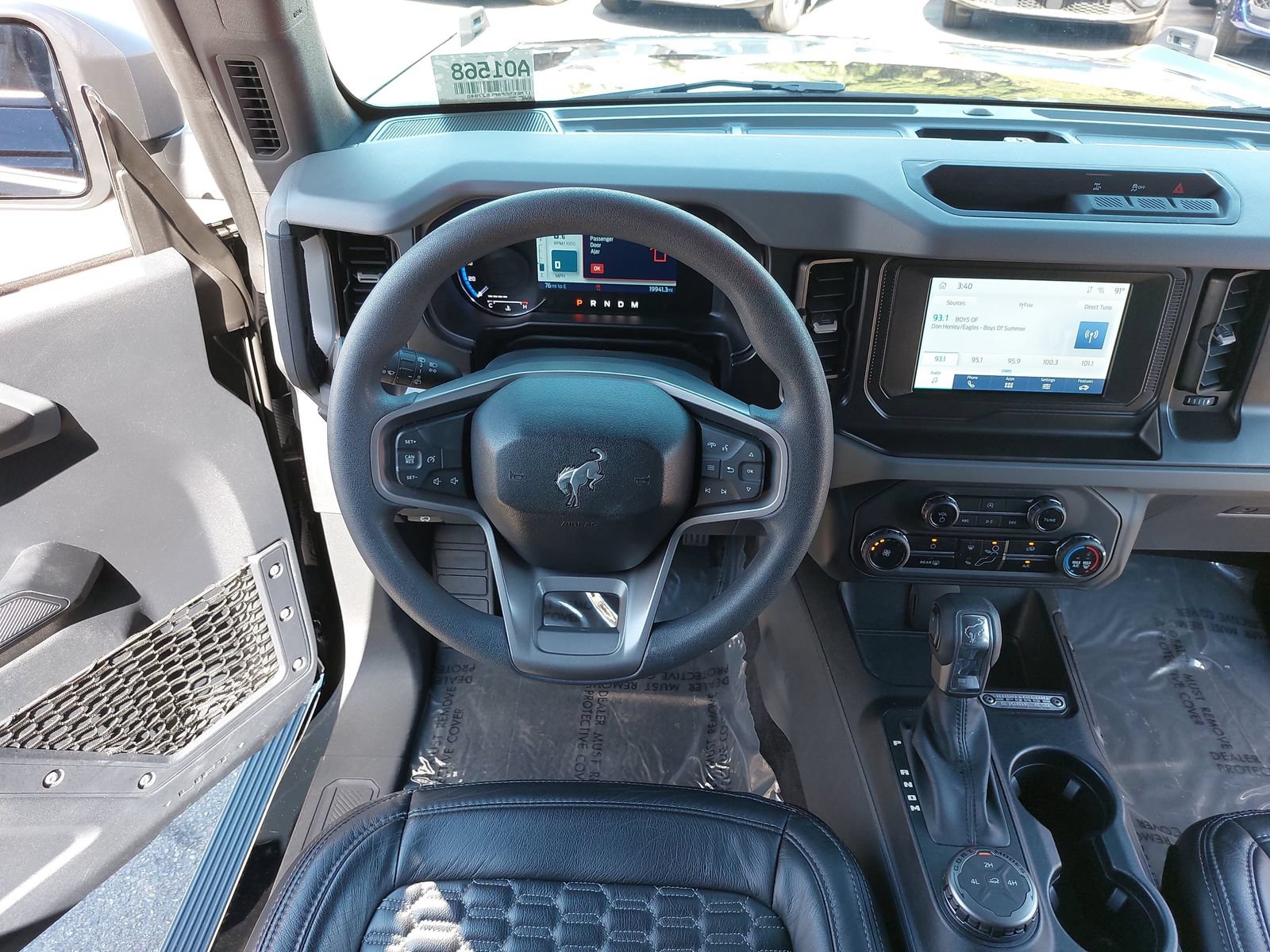 Used 2023 Ford Bronco 4-Door AWD/4WD image 16