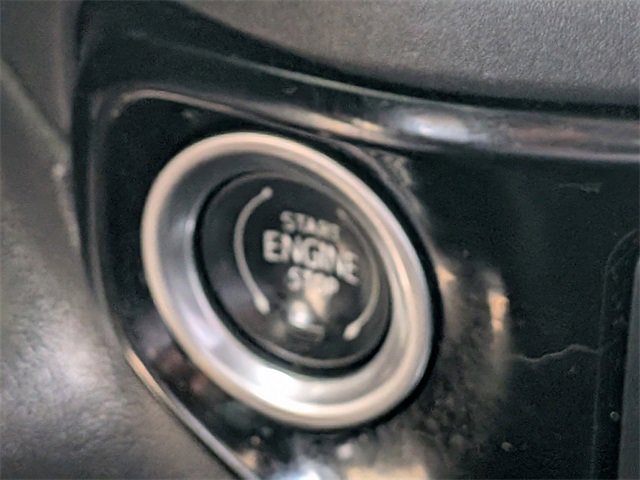 Used 2022 GMC Sierra 1500 SLT w/ SLT Premium Plus Package image 32