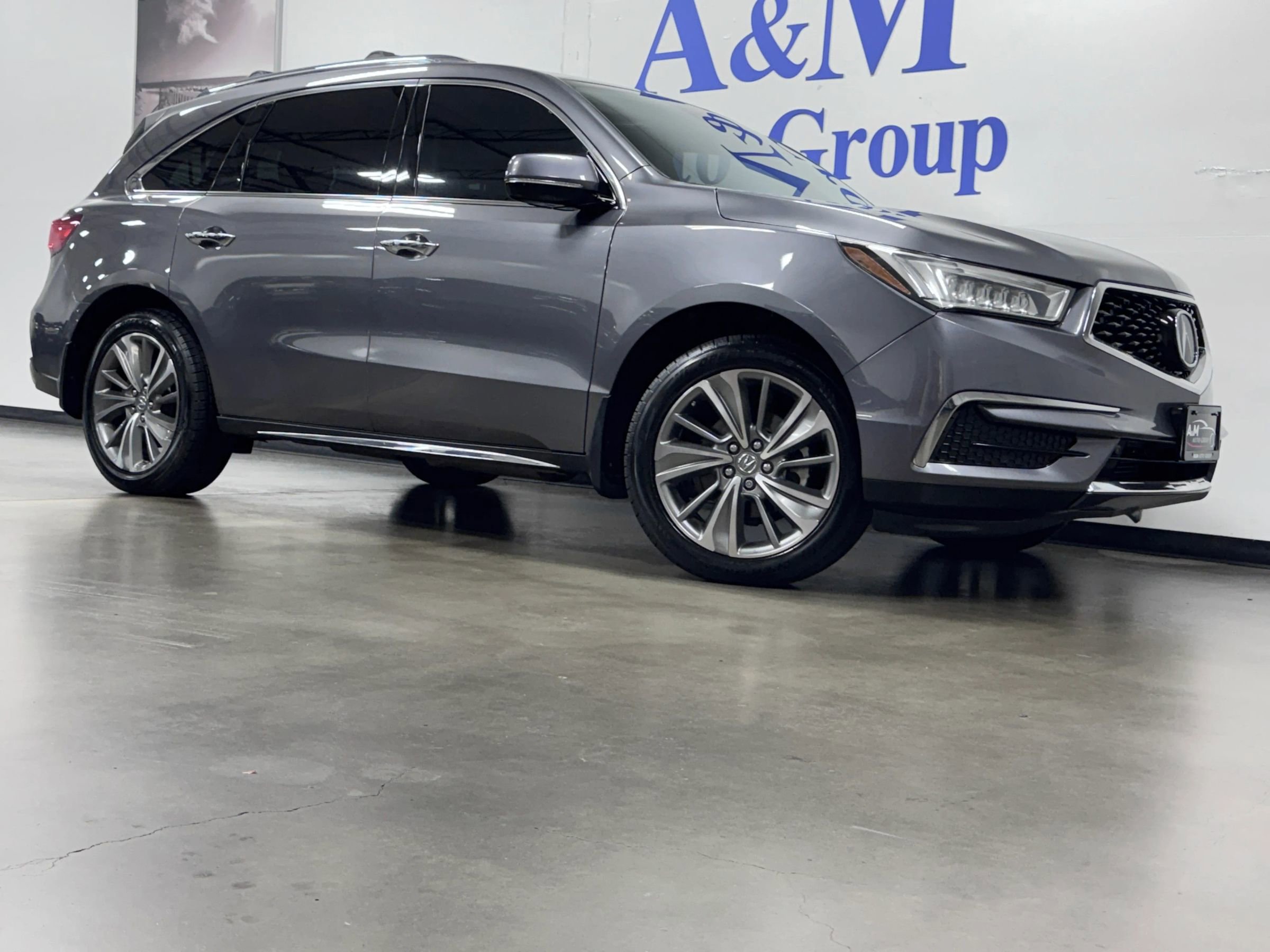 Used 2017 Acura MDX SH-AWD w/ Technology Package image 2