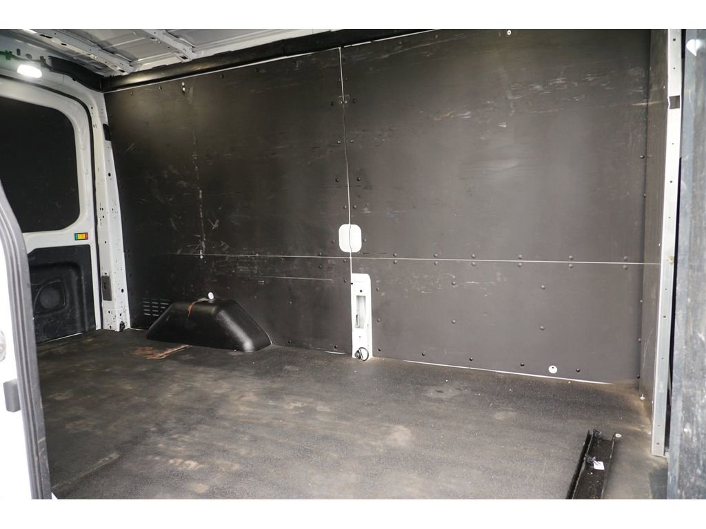 Used 2022 Ford E-Transit Medium Roof w/ Interior Upgrade Package image 20