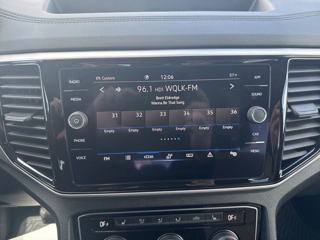 Used 2022 Volkswagen Atlas Cross Sport SE image 14