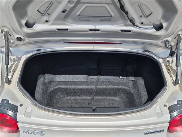 Used 2023 MAZDA MX-5 Miata Grand Touring RWD image 6