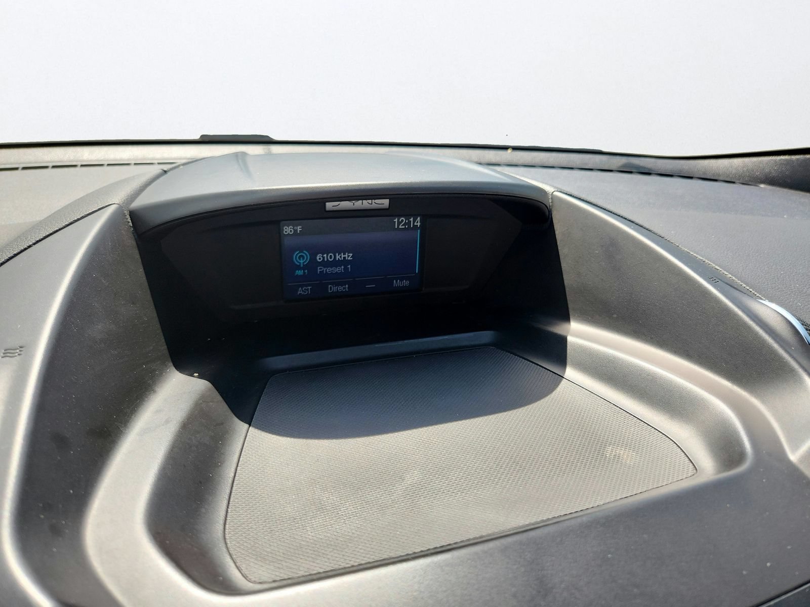 Used 2015 Ford Escape SE FWD image 16