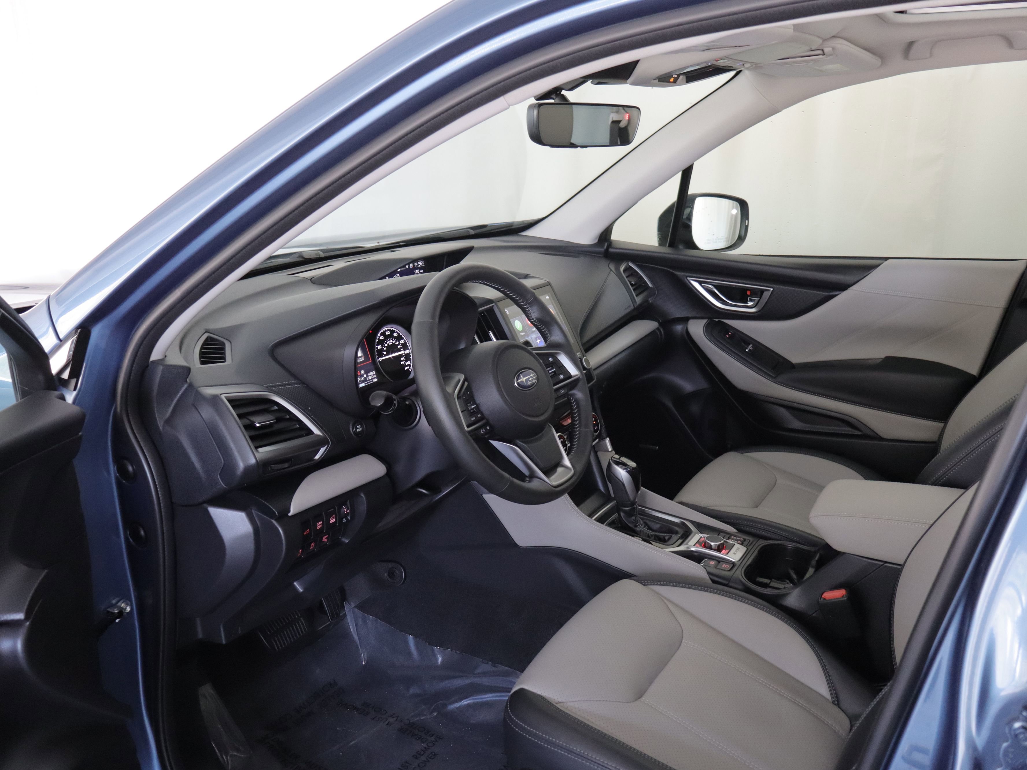 Used 2023 Subaru Forester Limited image 8