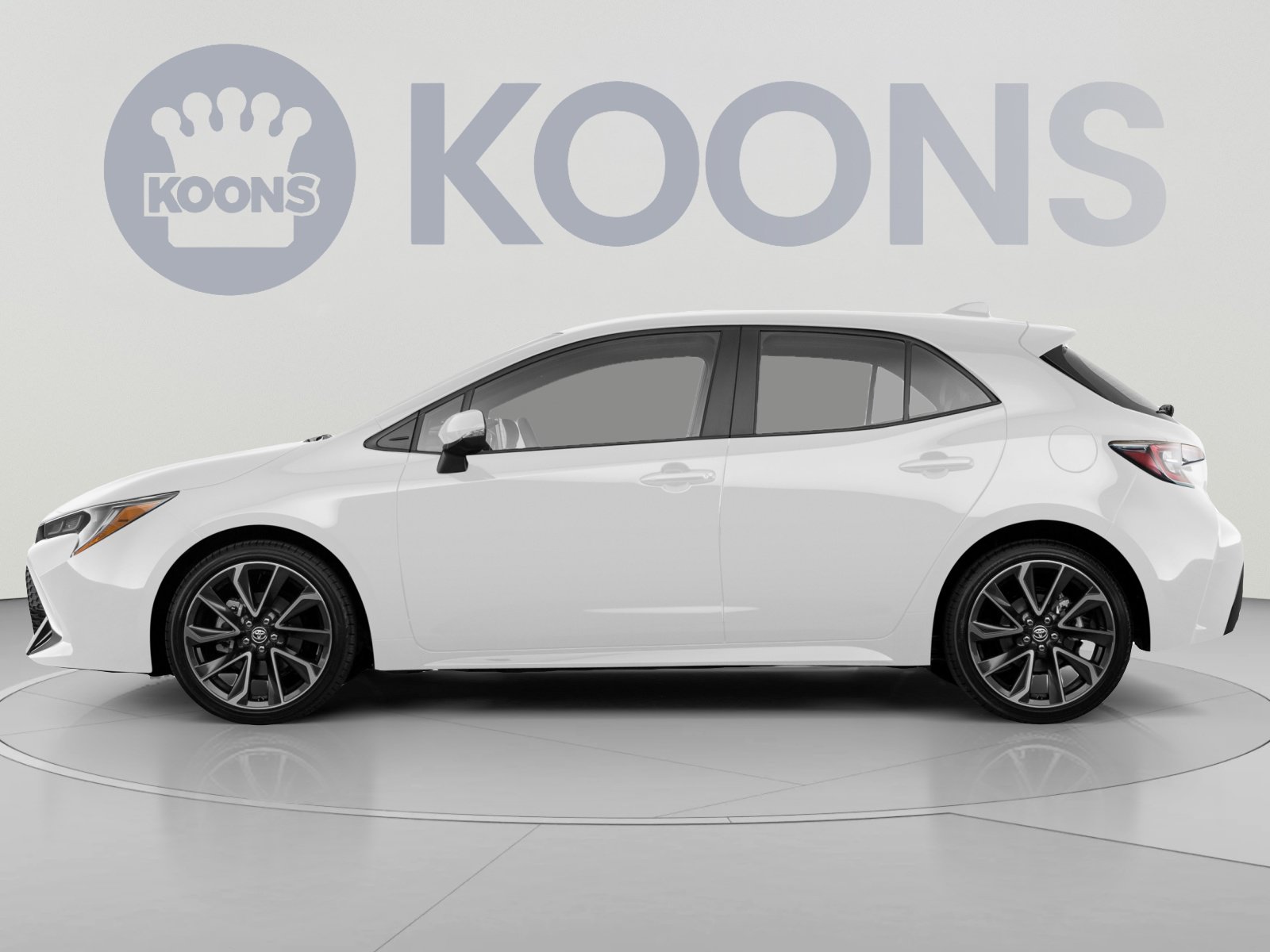 Used 2022 Toyota Corolla SE FWD image 2