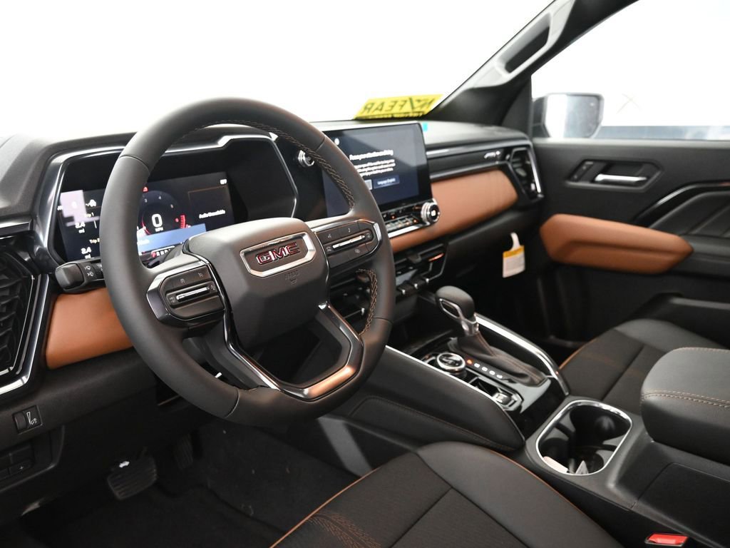 New 2025 GMC Canyon AT4 image 19