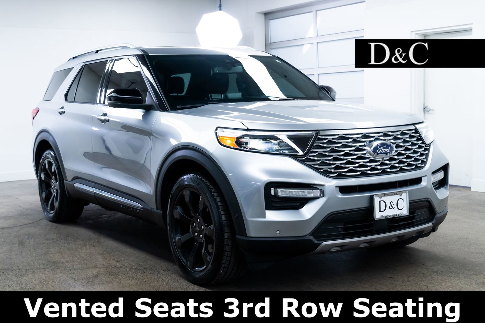 Used 2020 Ford Explorer Platinum w/ Premium Technology Package image 1
