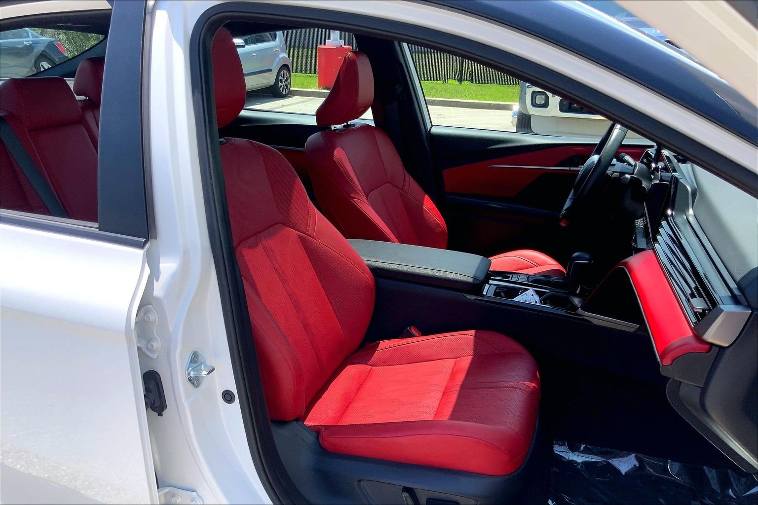 Used 2025 Toyota Camry XSE w/ Premium Plus Package FWD image 9