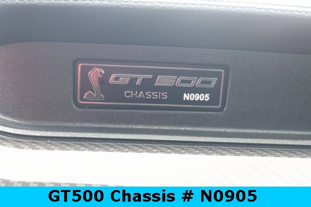 Used 2022 Ford Mustang Shelby GT500 w/ Carbon Fiber Track Pack image 7