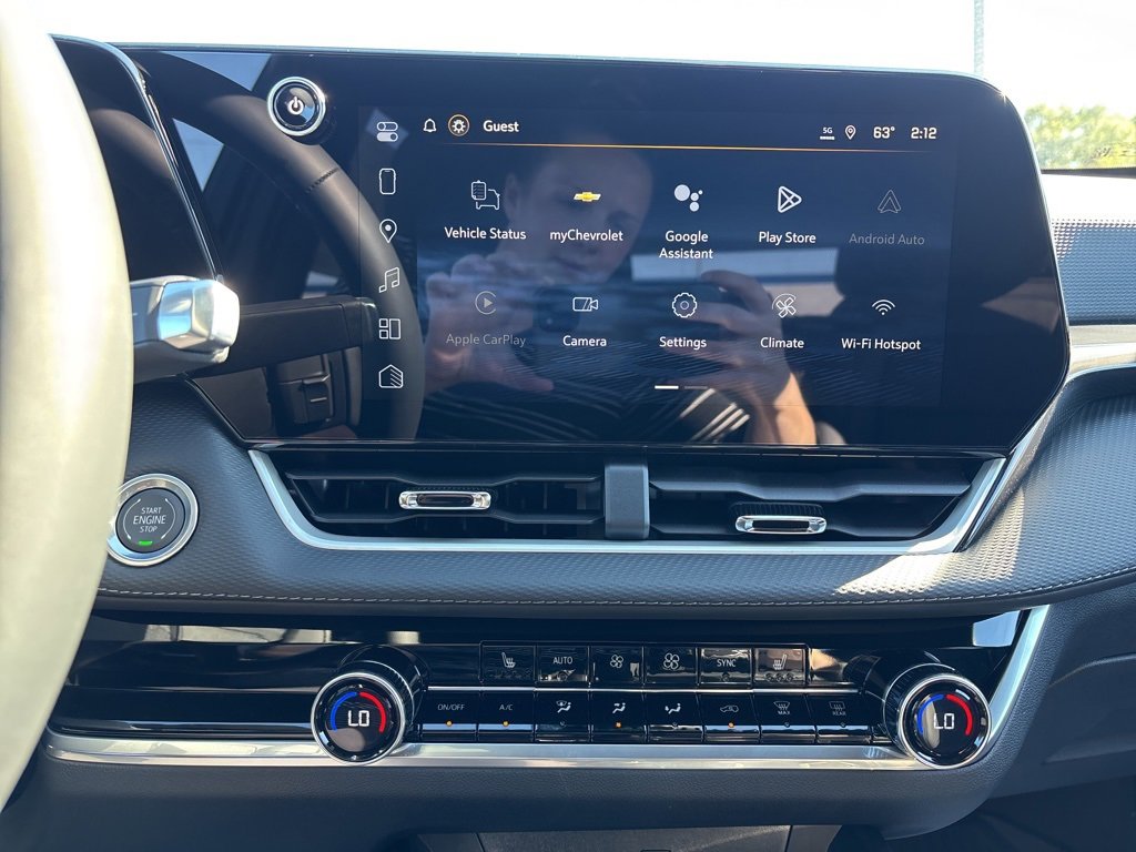 New 2026 Chevrolet Equinox LT w/ Convenience Package II image 16