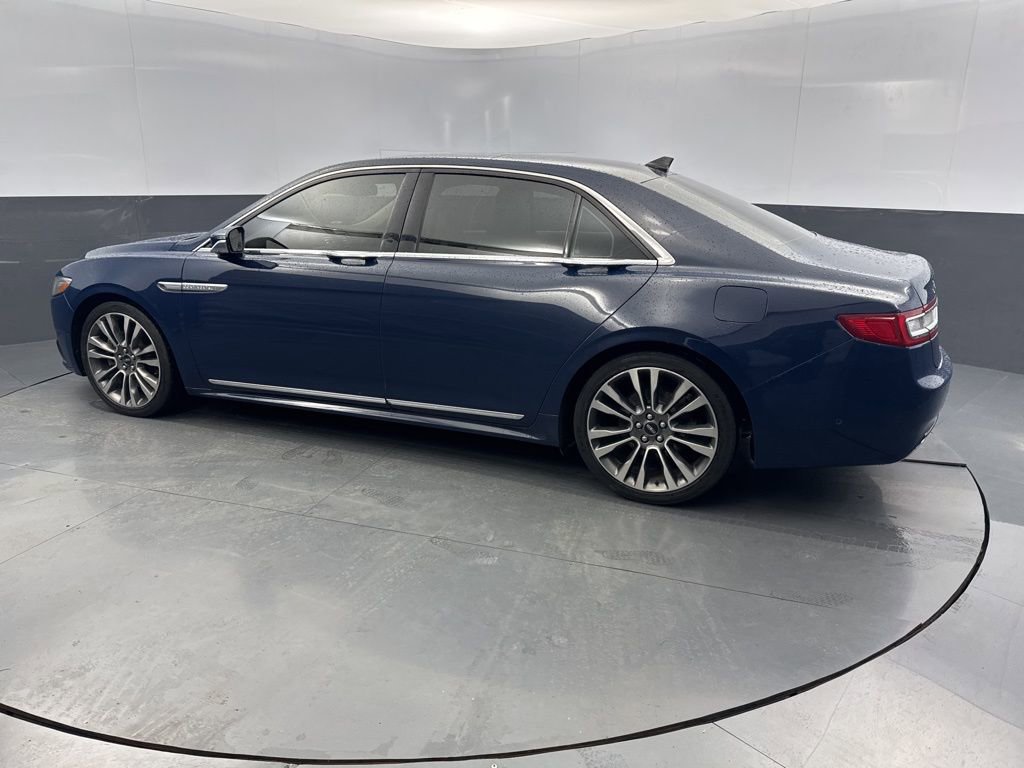 Used 2018 Lincoln Continental Reserve w/ Rear-seat Package image 4