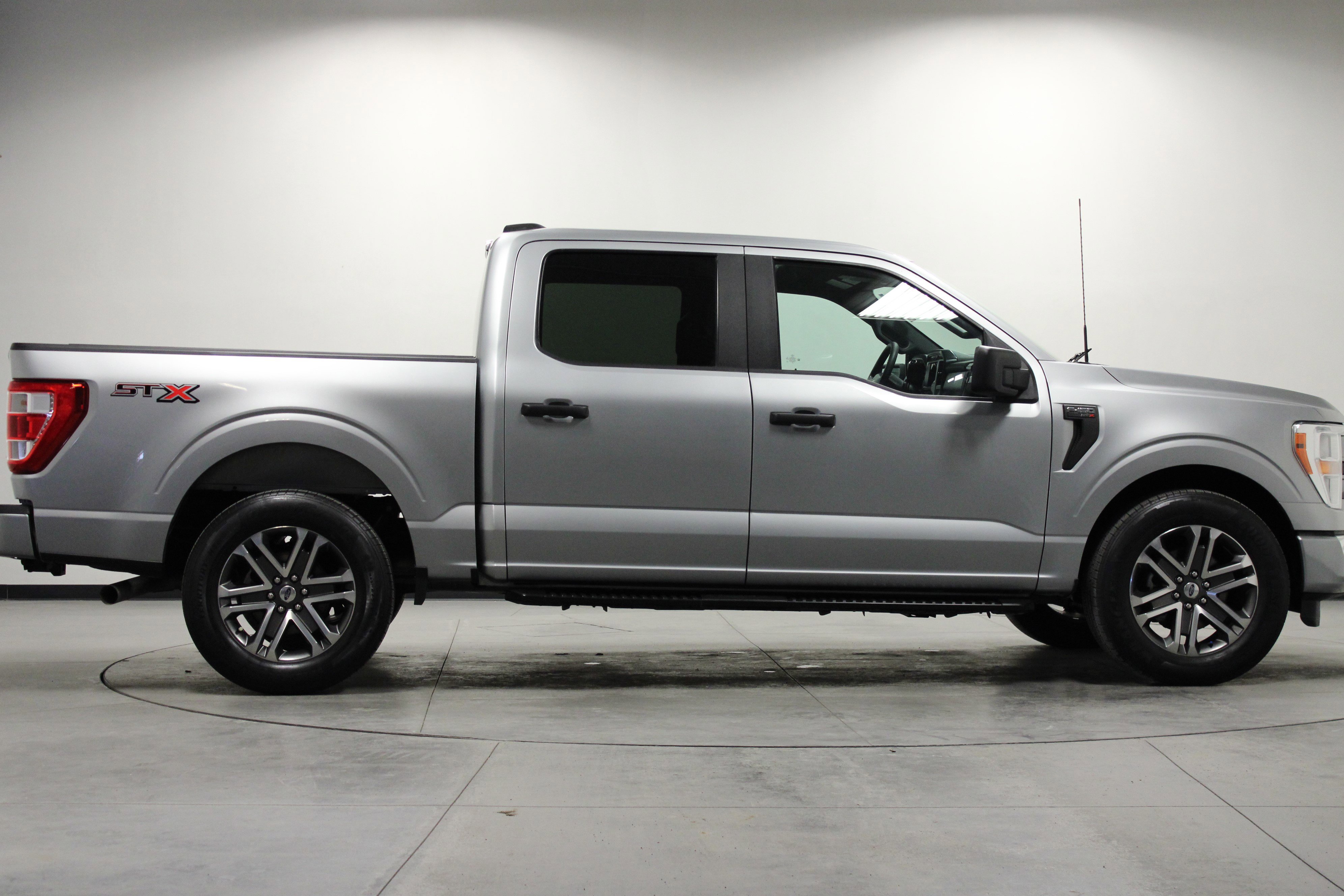 Used 2021 Ford F150 XL w/ STX Appearance Package image 3