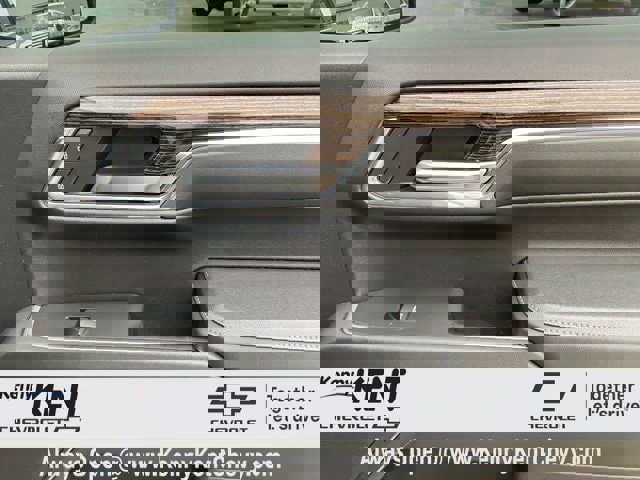 Used 2023 GMC Sierra 1500 SLE image 25