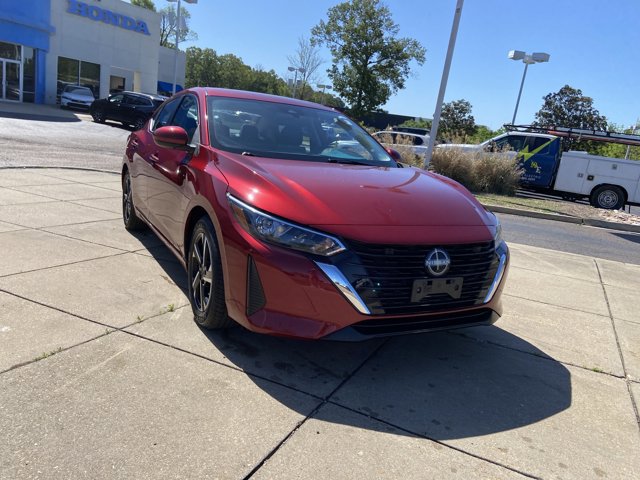 Used 2024 Nissan Sentra SV FWD image 2
