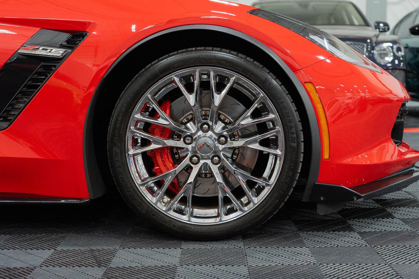 Used 2016 Chevrolet Corvette Z06 w/ 3LZ Preferred Equipment Group RWD image 15