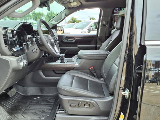 Used 2025 GMC Sierra 1500 SLT w/ SLT Premium Plus Package AWD/4WD image 18