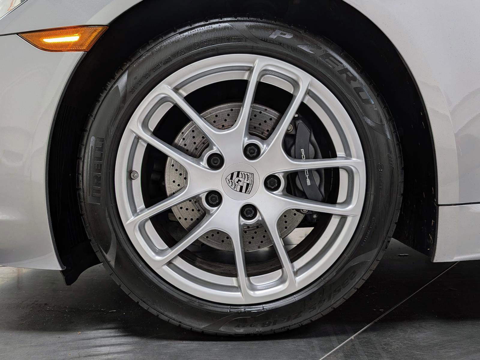 Used 2022 Porsche 718 Cayman image 13