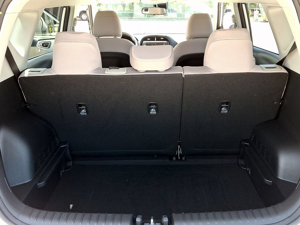 Used 2025 Kia Soul LX w/ LX Technology Package FWD image 29