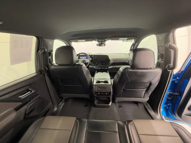 Used 2026 Chevrolet Silverado EV Trail Boss AWD/4WD image 31