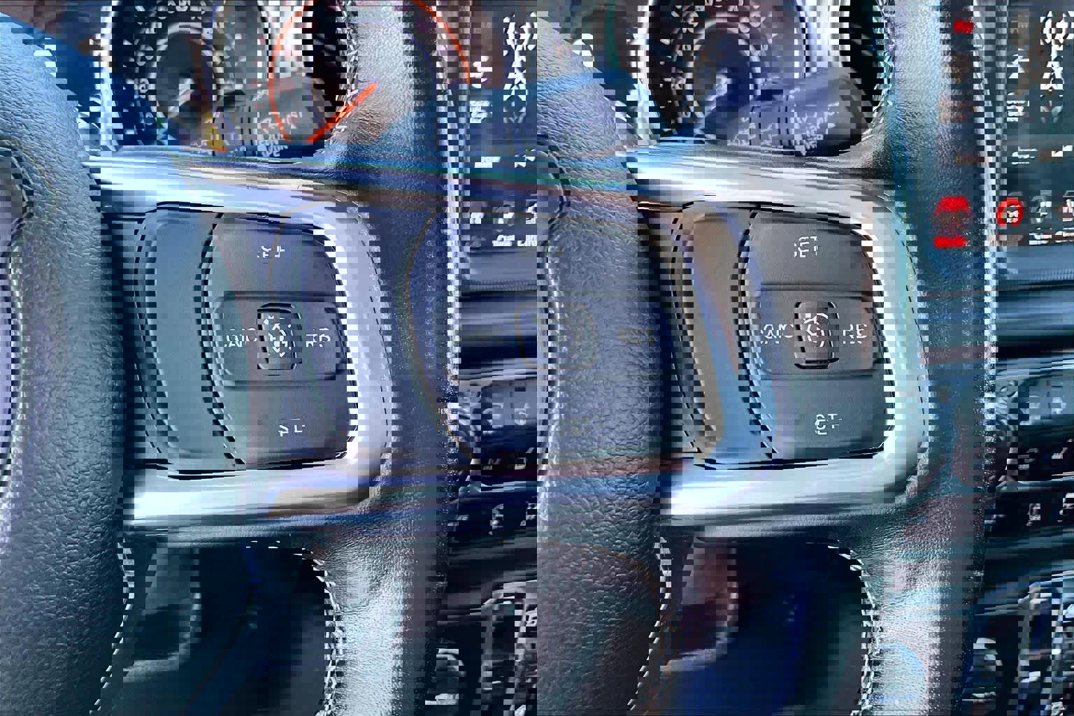 Used 2020 Jeep Wrangler Unlimited Sahara AWD/4WD image 22