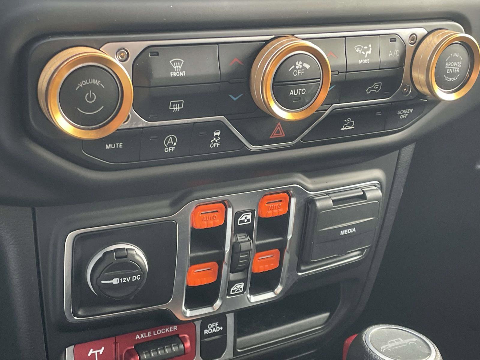 Used 2023 Jeep Gladiator Mojave video 3