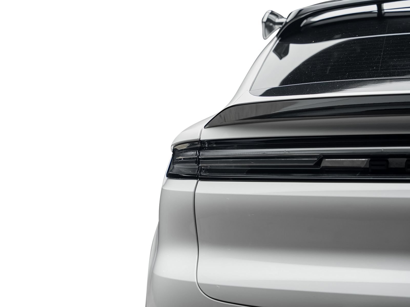 Used 2024 Porsche Cayenne Turbo GT AWD/4WD image 12