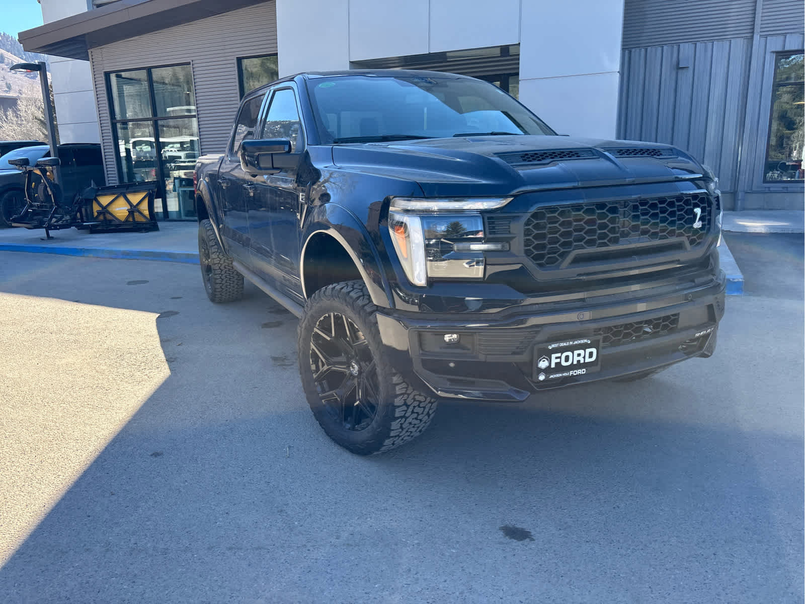 New 2025 Ford F150 Lariat w/ Equipment Group 502A High image 6