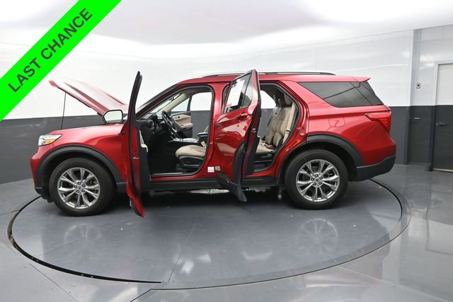 Used 2023 Ford Explorer Limited image 38
