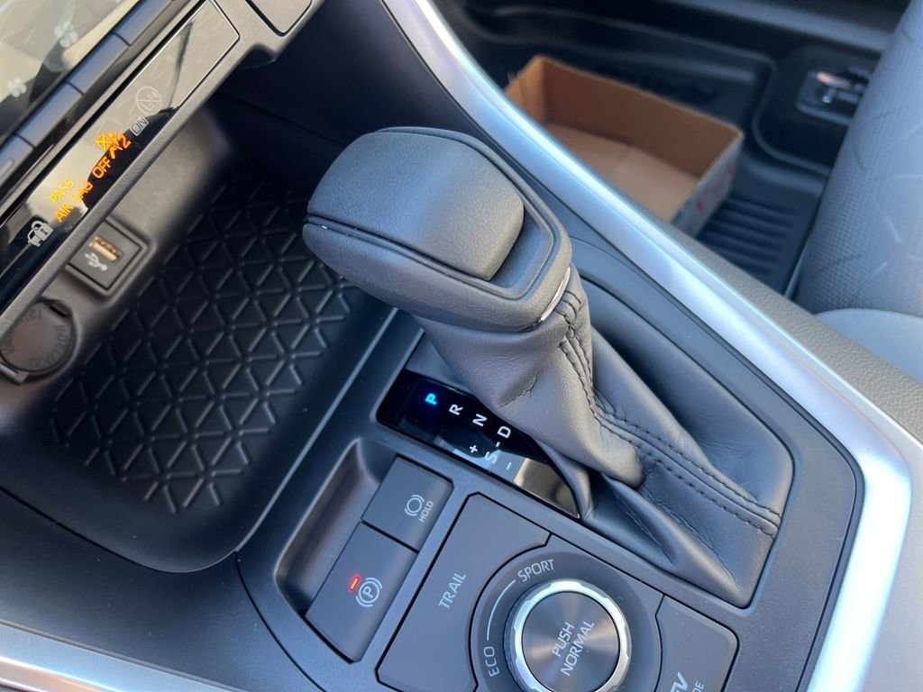 New 2025 Toyota RAV4 XLE image 22