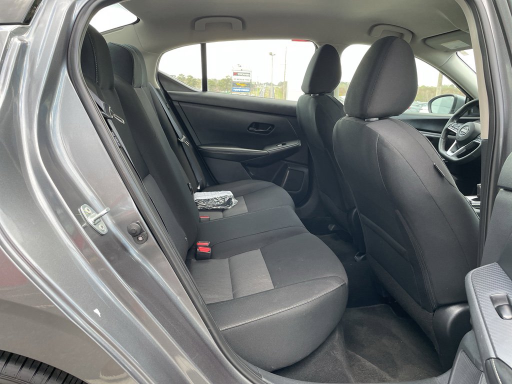 Used 2025 Nissan Sentra SV w/ All-Weather Package image 16