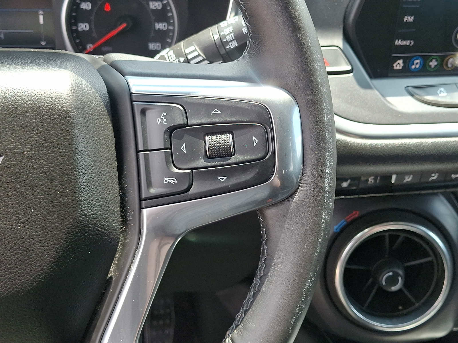 Used 2019 Chevrolet Blazer LT AWD/4WD image 21