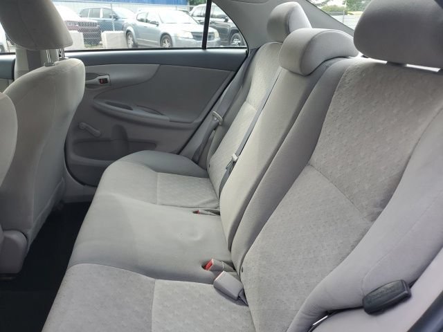 Used 2009 Toyota Corolla FWD image 18