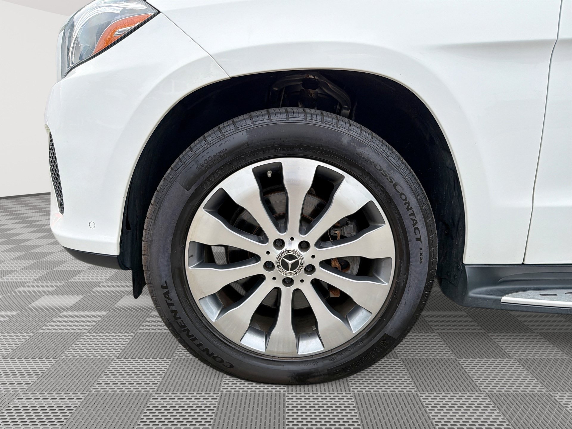Used 2019 Mercedes-Benz GLS 450 4MATIC w/ Premium 1 Package image 19