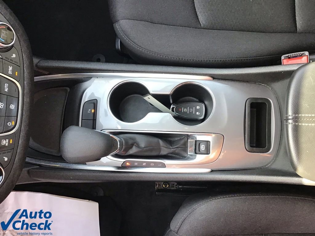 Used 2024 Chevrolet Malibu LT image 37