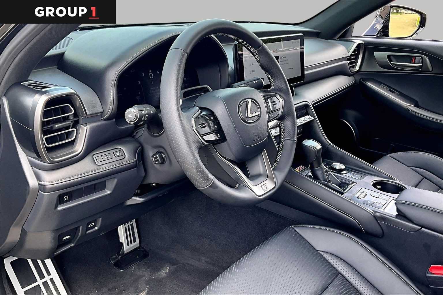 Used 2026 Lexus IS 350 F Sport w/ Technology Package RWD image 16