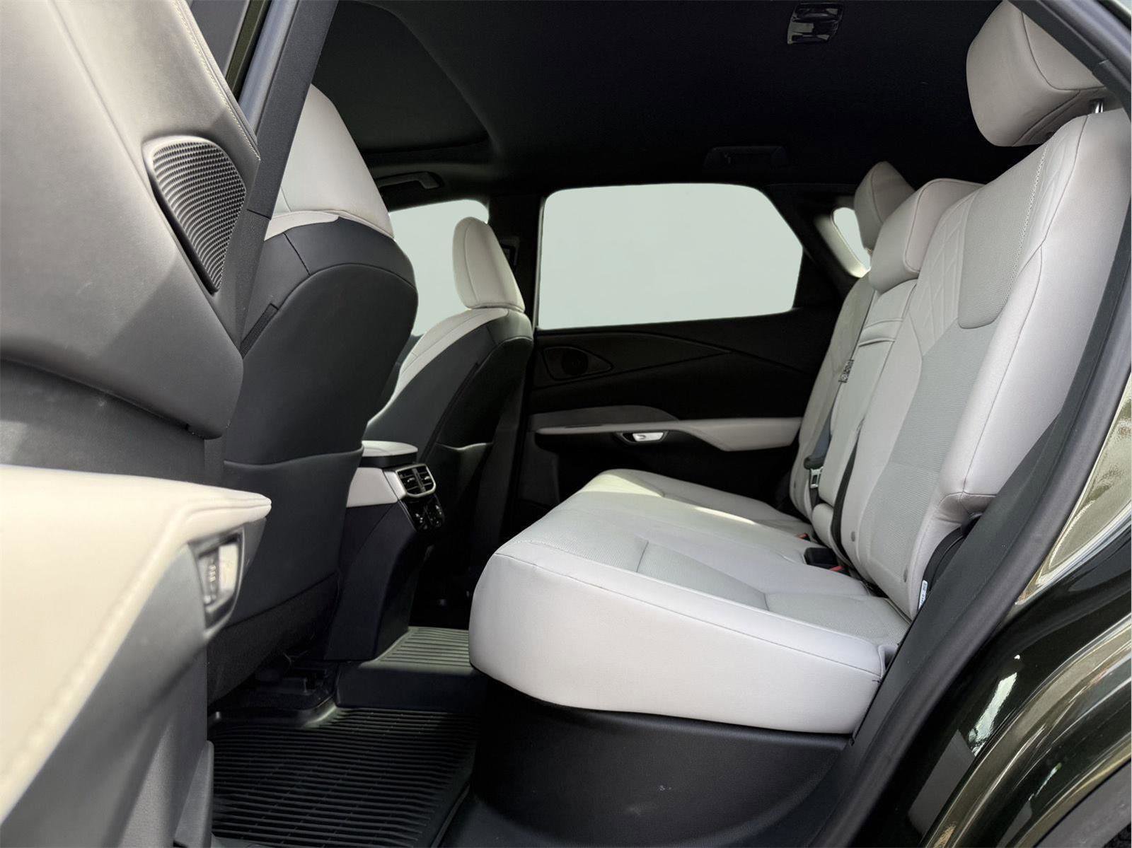 Used 2025 Lexus RX 350 Premium w/ Accessory Package image 21