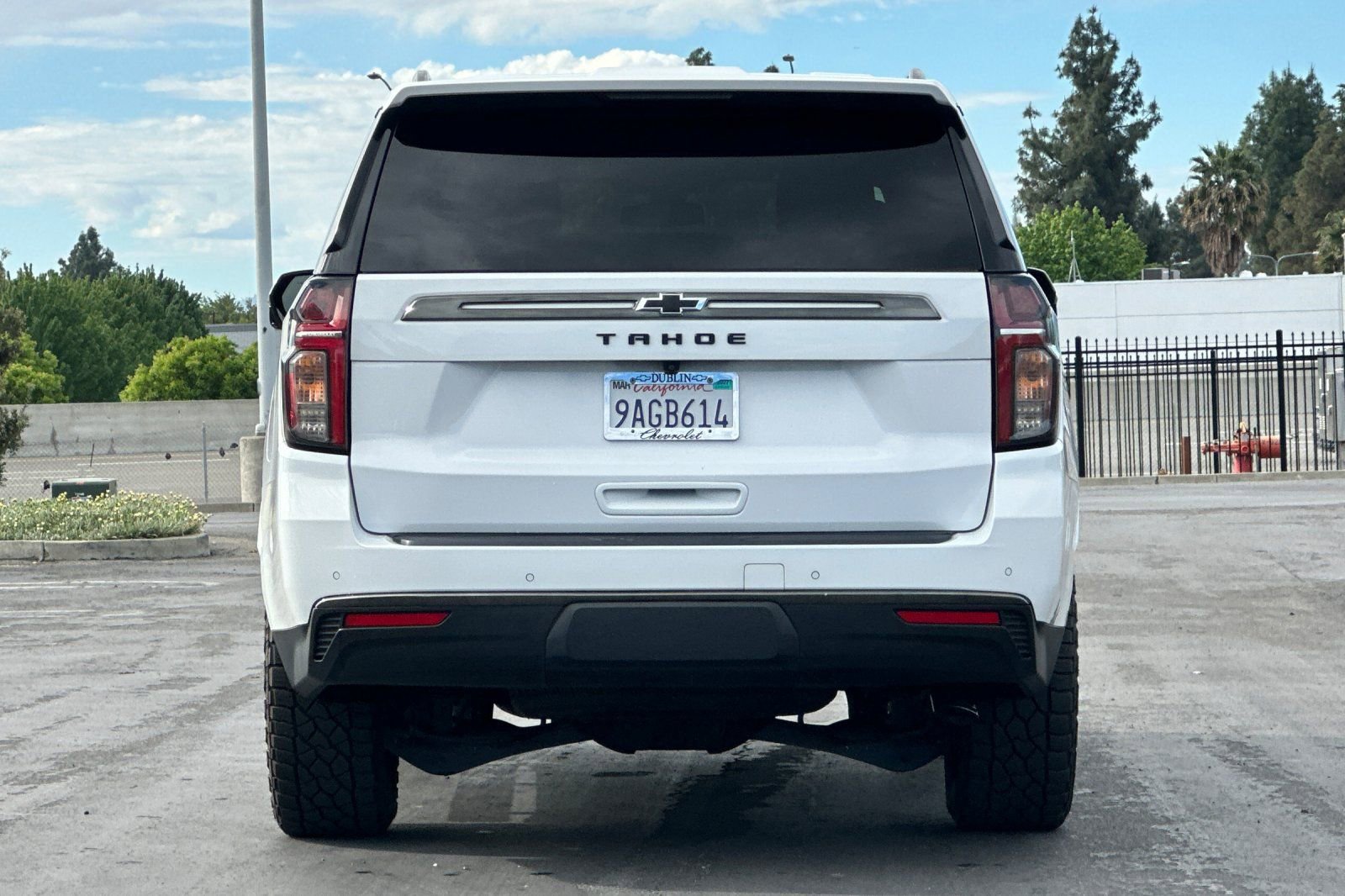 Used 2022 Chevrolet Tahoe Z71 w/ Z71 Off-Road Package AWD/4WD image 5