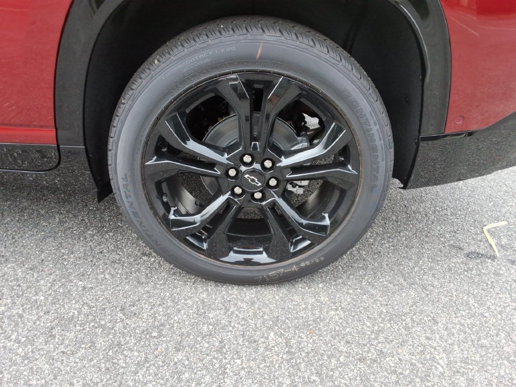 New 2027 Chevrolet Traverse RS FWD image 11