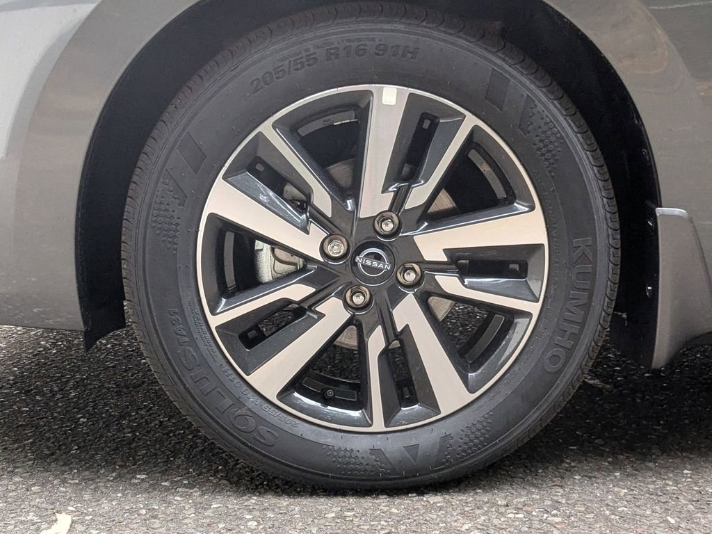 Certified 2025 Nissan Versa S w/ S Plus Package FWD image 26