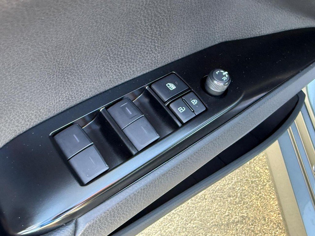 Certified 2025 Toyota Camry XLE AWD/4WD image 16