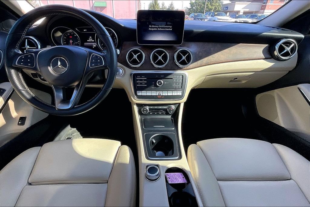 Used 2020 Mercedes-Benz GLA 250 4MATIC image 14