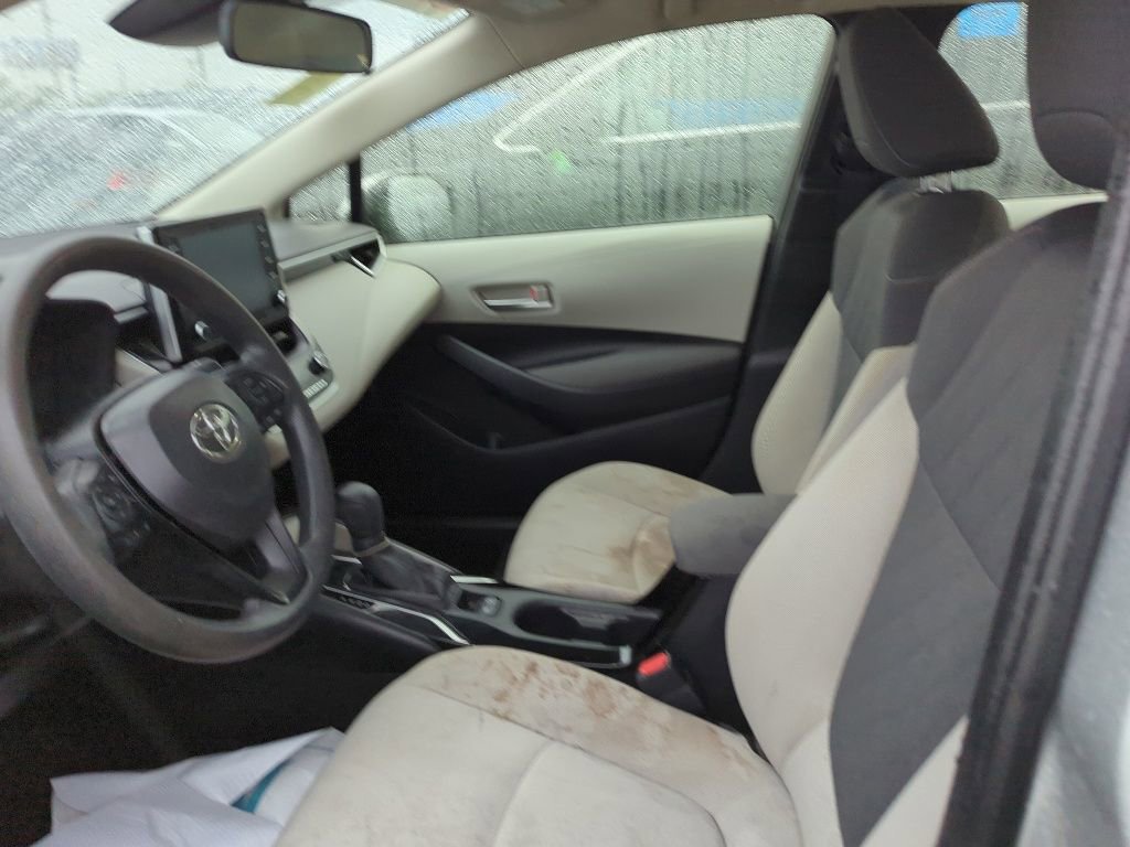 Used 2021 Toyota Corolla LE FWD image 6