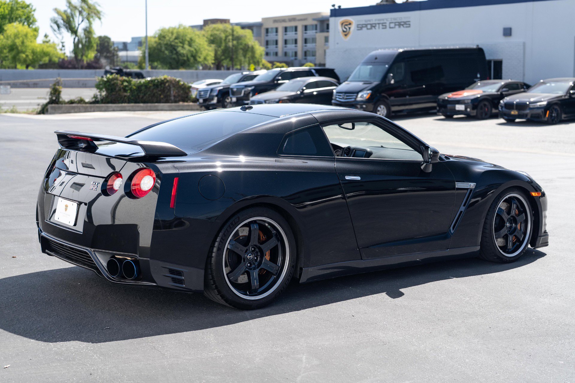 Used 2013 Nissan GT-R Black Edition AWD/4WD image 12