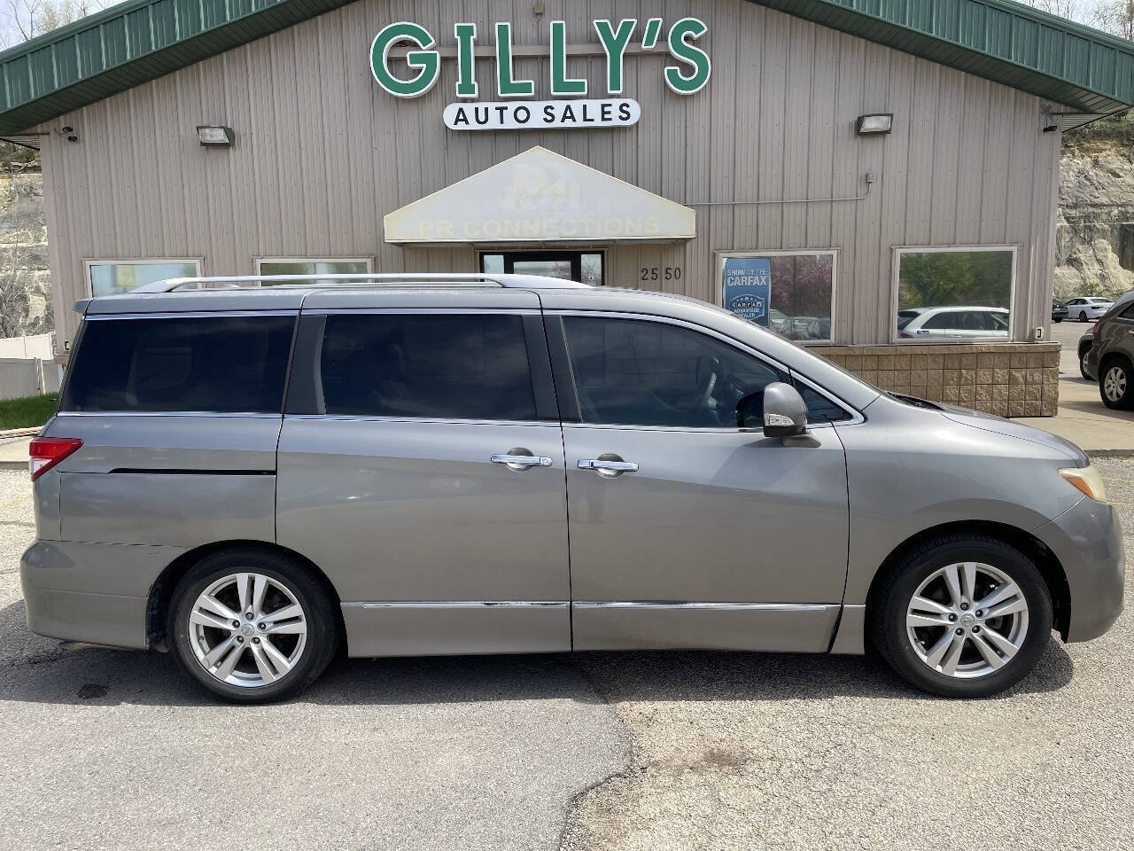 Used 2012 Nissan Quest LE FWD image 1