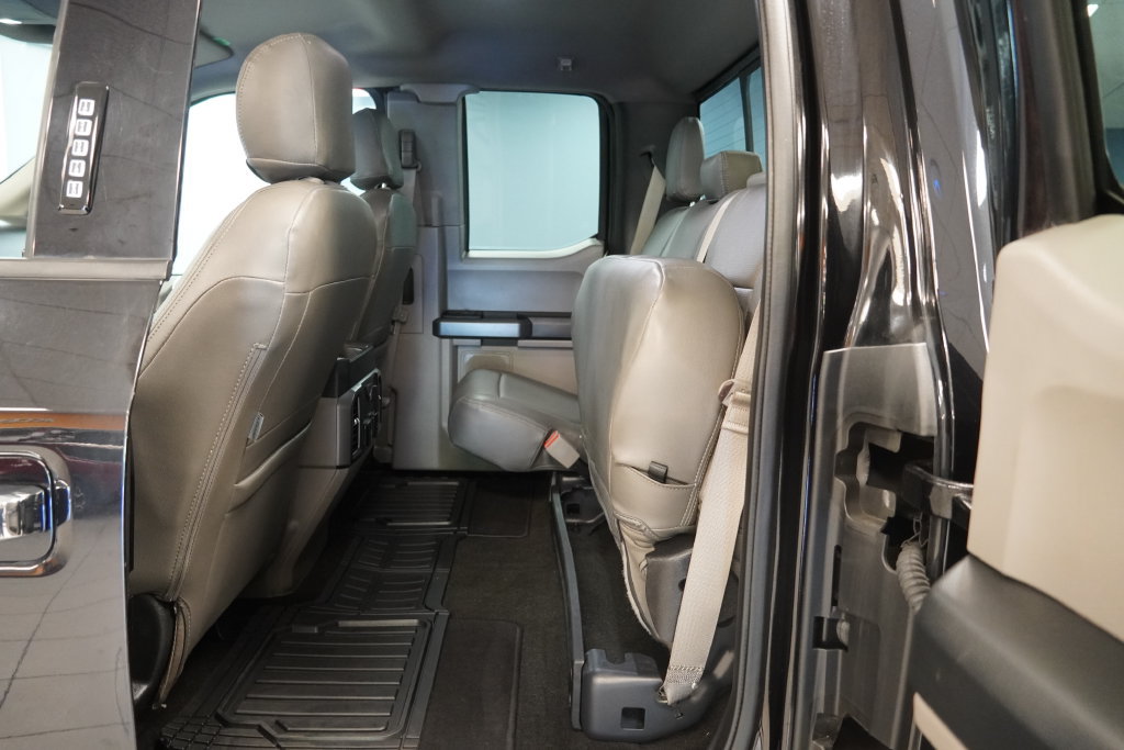 Used 2019 Ford F150 XLT w/ Equipment Group 302A Luxury AWD/4WD image 28