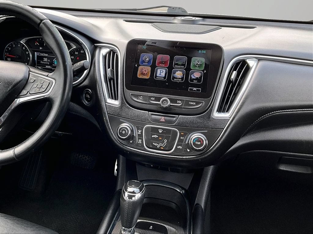 Used 2016 Chevrolet Malibu LT w/ Leather Package FWD image 7