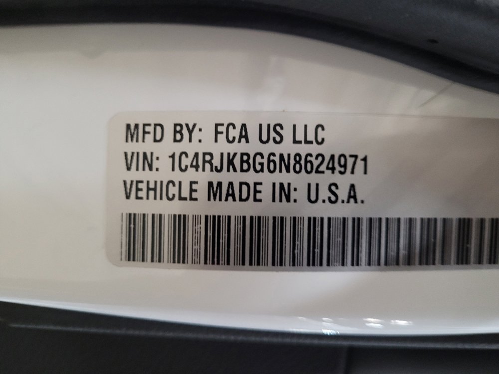 Used 2022 Jeep Grand Cherokee L Limited w/ Luxury Tech Group II image 33